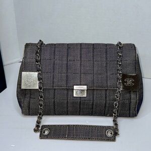 CHANEL Vintage Denim CC Shoulder bag